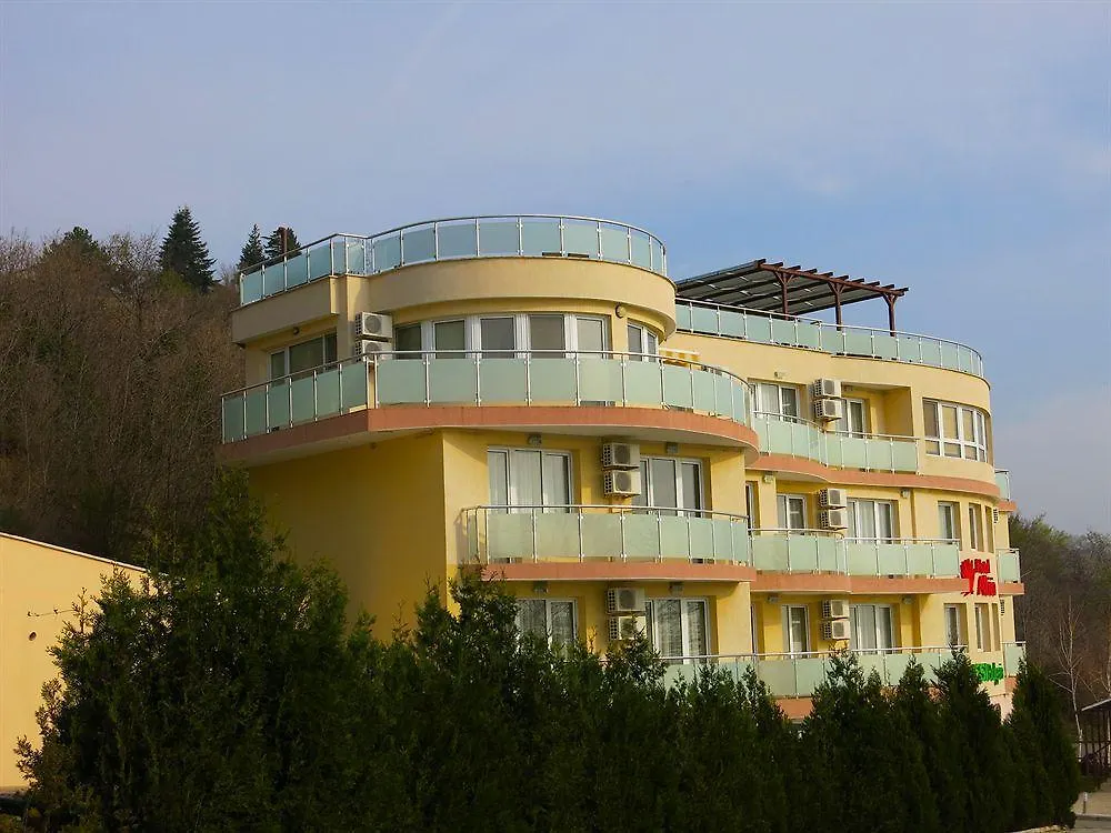 ***  Family Hotel Albizia Beach Varna Bulgaria