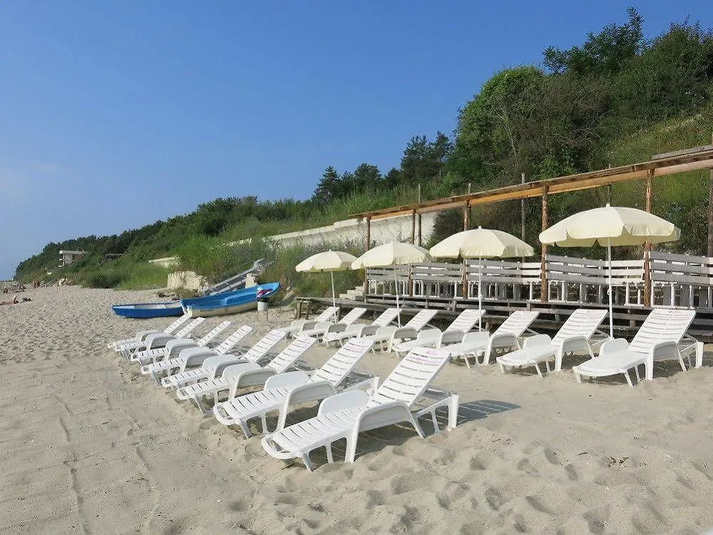 Family Hotel Albizia Beach Varna 3*,