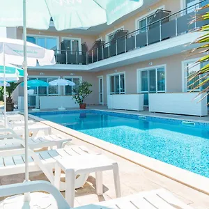 https://gradina-holiday.sozopol-hotels.com