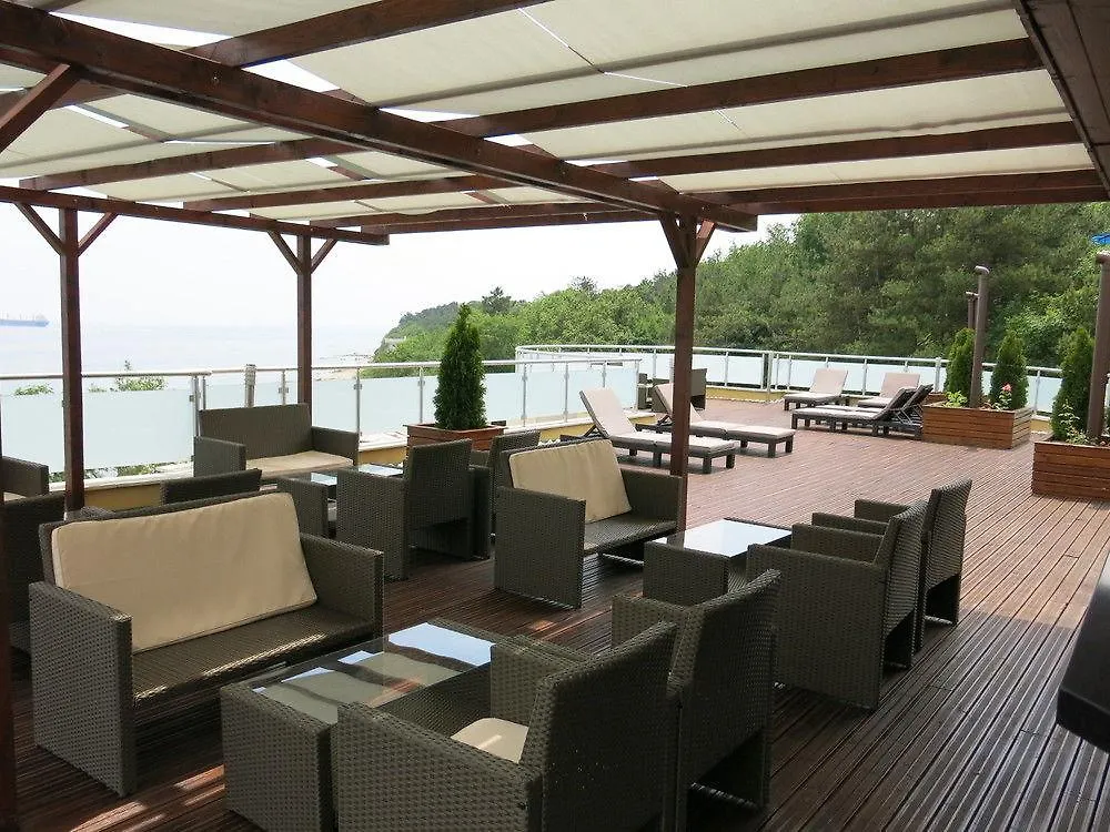 Family Hotel Albizia Beach Varna 3*,  Bulharsko
